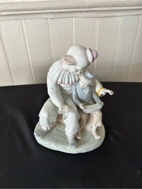 Vintage Paul Sebastian “Friendship” Porcelain Figurine Clown Boy Accordion